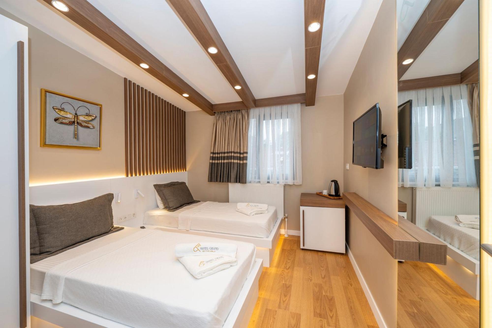 Hotel Grand Istanbul Exterior photo
