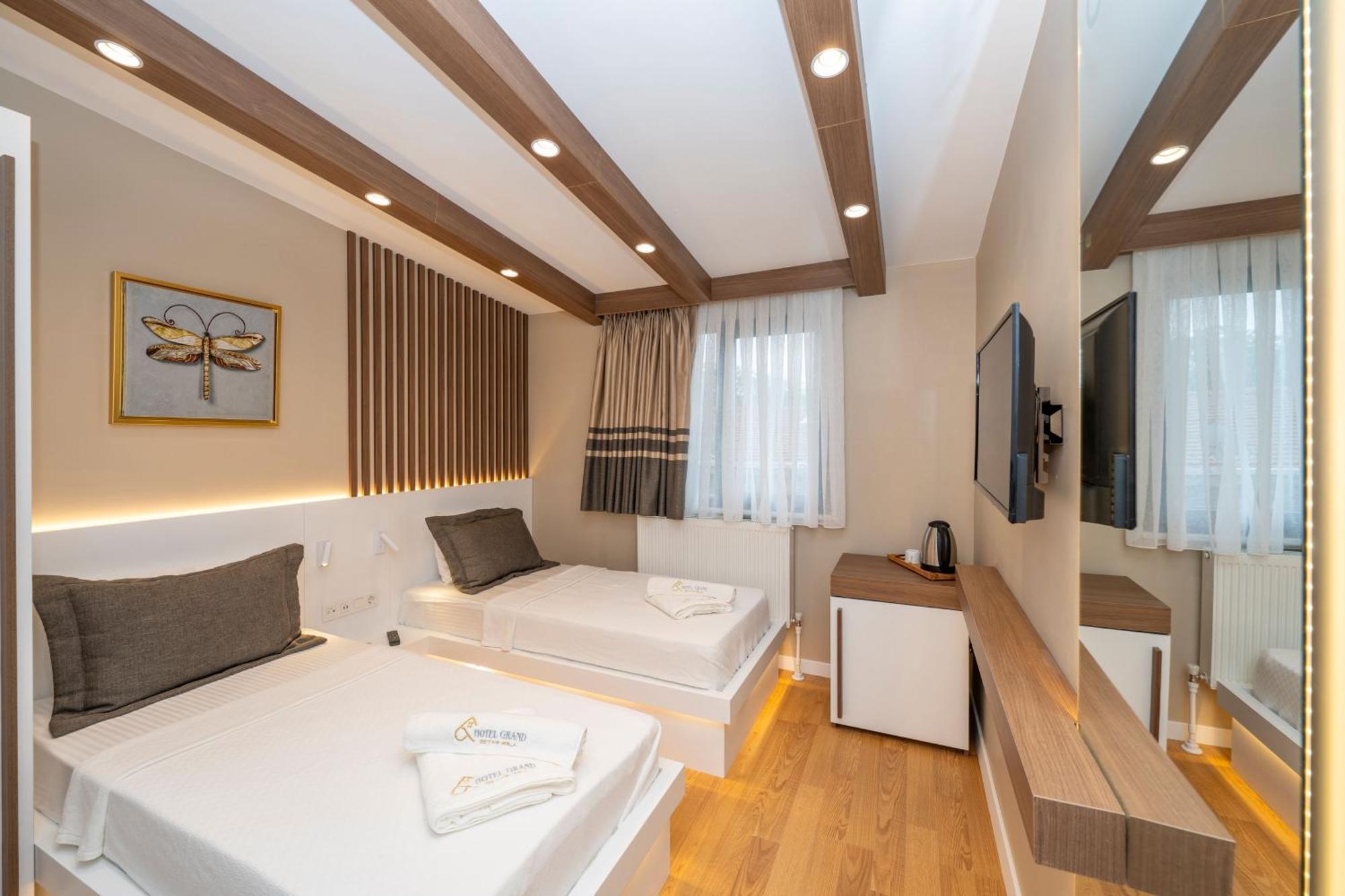 Hotel Grand Istanbul Exterior photo