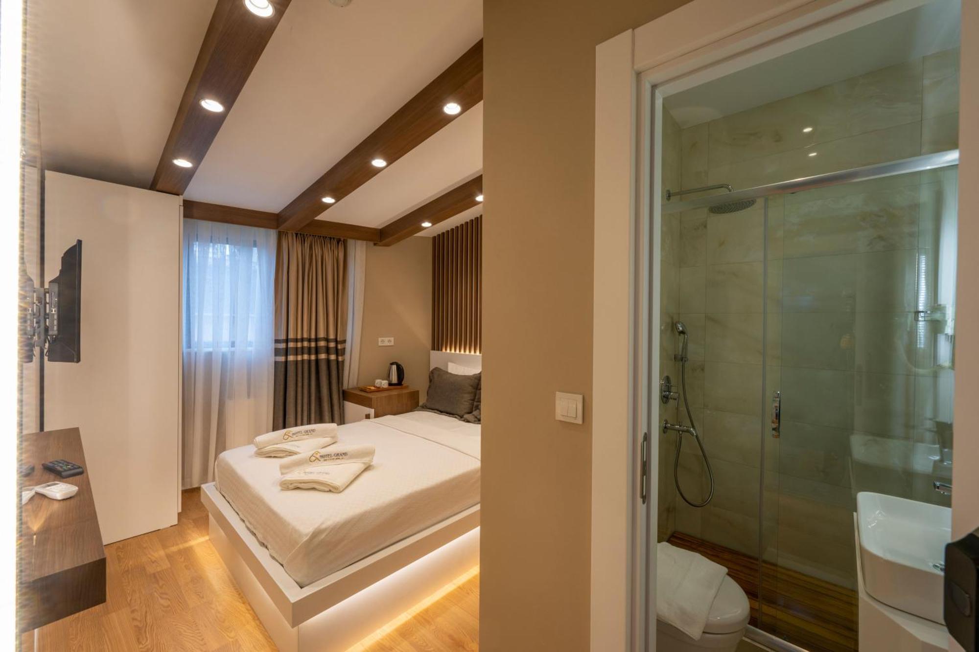 Hotel Grand Istanbul Exterior photo