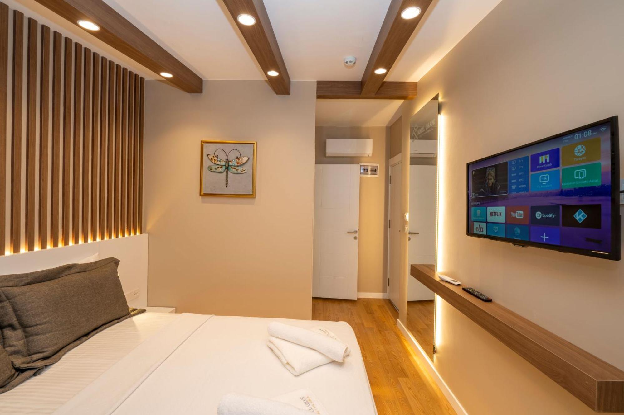Hotel Grand Istanbul Exterior photo